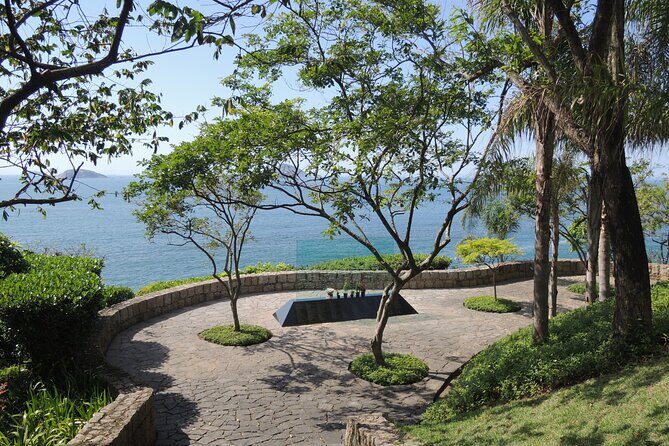 Alternative Viewpoints 4 Hours Private Tour - Santa Teresa’s Parque das Ruínas: Street Art, Açai Stops, and a Rooftop View