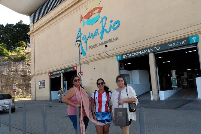AquaRio + Olympic Boulevard + Transportation - Guide experience: Pierre-style patience and photo help