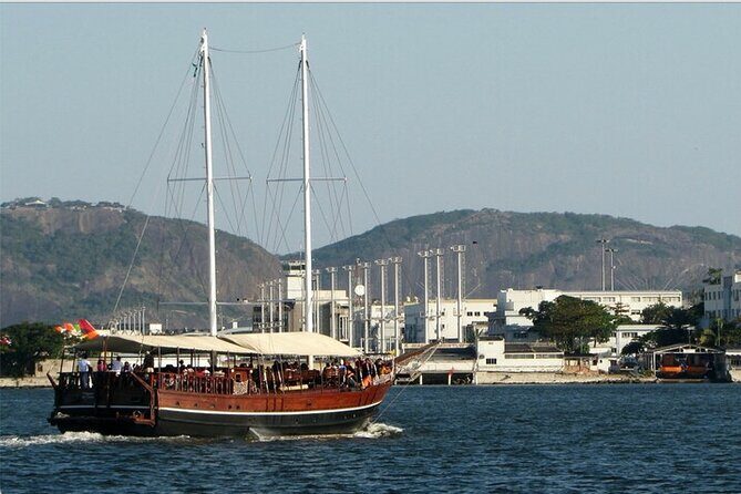 Brazil Imperial, Rio: Fiscal Island and Guanabara Bay Boat Tour - Guanabara Bay on a historic naval ship: what you’ll actually see