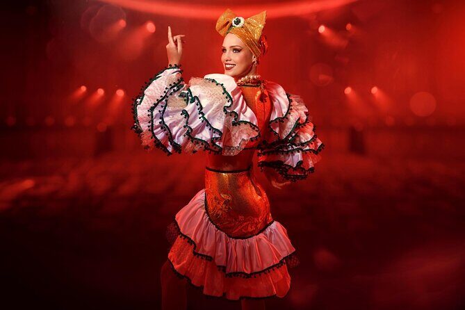 By Night Tour: Roxy Dinner Show with Transfer - Key Things to Know Before You Go