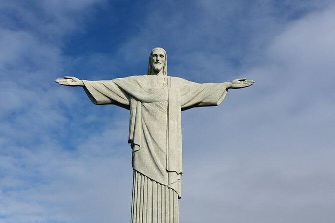Christ and Tijuca Forest Tour - by Alan Denis - Mirante Dona Marta: A Short, Powerful View Break