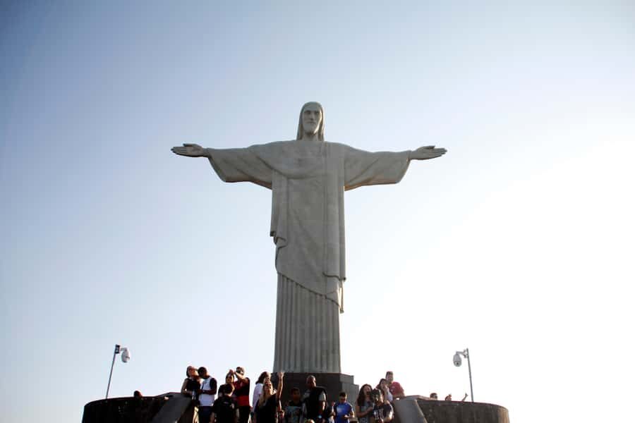 Christ the Redeemer and Escadaria Selarón Half-Day Tour - Which guides and languages to expect