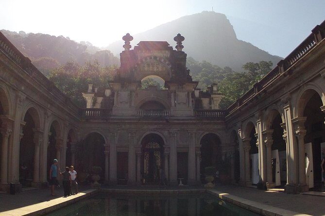 Christ the Redeemer Trail x Lage Park - Pickup, meeting point, and day-of details that matter