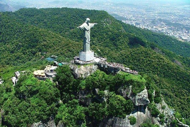 Corcovado & Favela Tour with Transfer - Getting There Smoothly: Hotel Pickup and Air-Conditioned Transfer