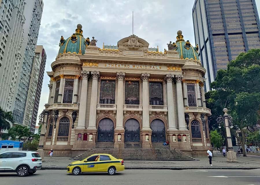 Explore Santa Teresa: Walking Tour - Parque das Ruínas: Where Architecture and Art Meet