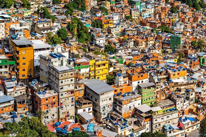 Favela Tour - Group Size: Why Up to 14 Changes the Feel