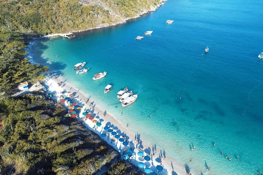From Rio: Arraial do Cabo Day Trip with Boat Tour - Lunch Timing, Drinks, and How to Handle the Long Day Back to Rio