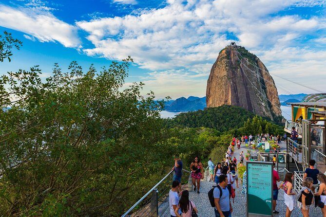 Full Day in Rio: Christ by Train, Sugarloaf, Selarón & Barbecue - Sugarloaf Mountain cable cars: two rides, one view payoff