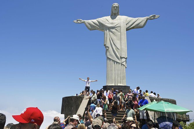 Full Day Tour in Rio: Corcovado, Selaron Steps and Park Lage - Lunch in Ipanema: plan your fuel for the second half