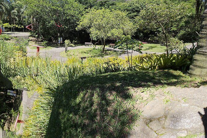 Half day walking tour in Leblon - Meeting at Hotel Janeiro and what the pacing feels like