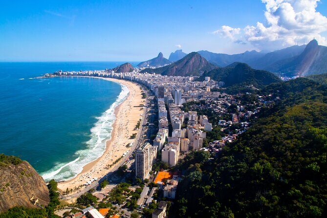 Helicopter tour in Rio de Janeiro - 20 Minutes - Small Group Size: Max 6 Travelers