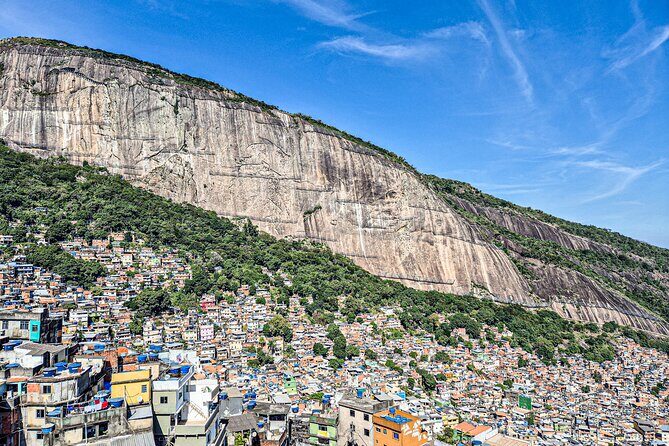 Jeep'n'Culture: Rocinha Favela and Tijuca Rainforest Tour - Rocinha on Foot: History, Culture, and What a Guided Talk Adds