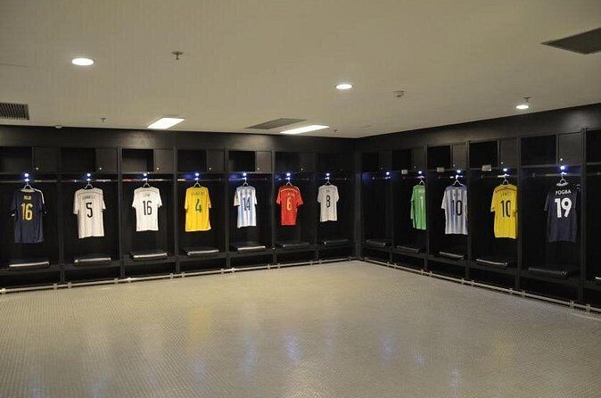 Maracanã Behind the Scenes - The pace: small group timing, photo stops, and staying comfortable