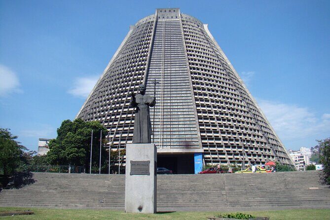 Modern Architecture Full-day Tour in Rio with Transfer - Guinle Park on the way: architecture as setting, not just buildings