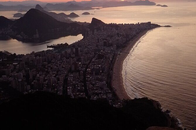 Nascer do sol no Morro dois Irmãos - Private Group Comfort and the Pace That Fits You