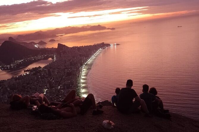 Nascer do sol no Morro dois Irmãos - Price and Value: Is $37.08 a Good Deal?