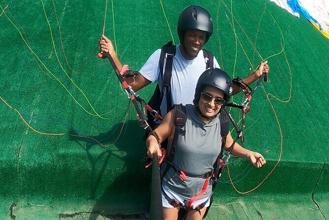 Paragliding in Rio with BigFly crew pick up included. - The double flight over Rio: 10–20 minutes of real views