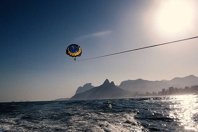 Parasailing in Rio de Janeiro - Safety and crew vibe: what matters most in the air