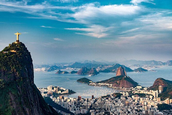 Parasailing in Rio de Janeiro with Hotel pick-up and drop-off - What You’ll See Up There (Beyond Just the Bay)