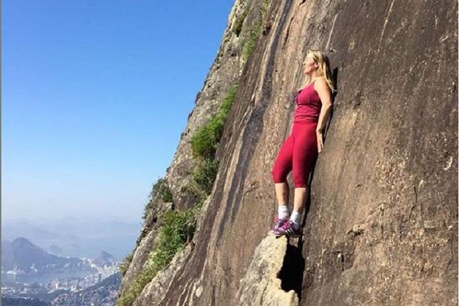 Pedra da Gávea - hiking tour with safety equipment - Stop 3: Barra da Tijuca Beach views and the Rio mix