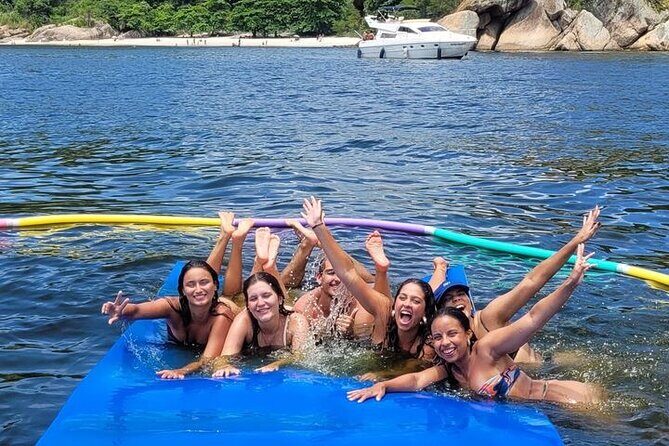 Private Catamaran Tour - Velas do Rio - MAC Museum Pass: A Modern Stop at the Foot of Niterói’s Icon