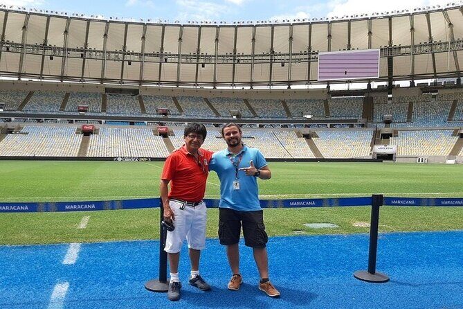 Private Football Tour of Maracanã and São Januário Stadiums with Hotel Pick-up - Maracanã locker rooms and the thrill of pitch entry