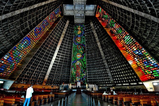 Private Full-Day Tour: Rio de Janeiro's Main Landmarks - Pickup and getting around: what to expect from the ride