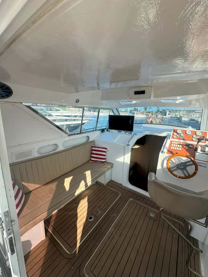 Private speedboat tour in Rio de Janeiro - The onboard BBQ: bring your food, and let the sailor handle the grill