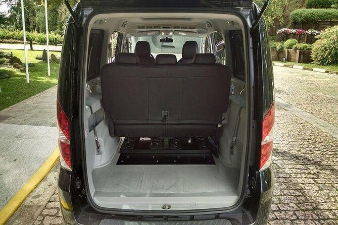 Private Transfer: From Rio City to GIG Airport (Up to 15 People) - Vehicle Options for Groups Up to 15