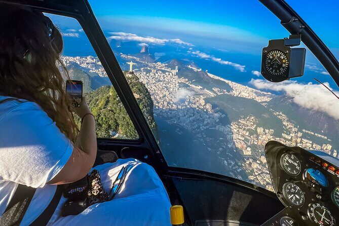 Rio: 25 minute helicopter flight with Christ the Redeemer and Beaches - Weather is the boss: how to protect your plans