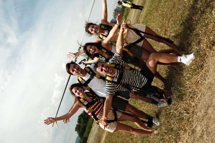 Rio de Janeiro: Doors-off 30-min helicopter tour - Where the Experience Starts: Clube de Aeronáutica and the Helipad Lounge