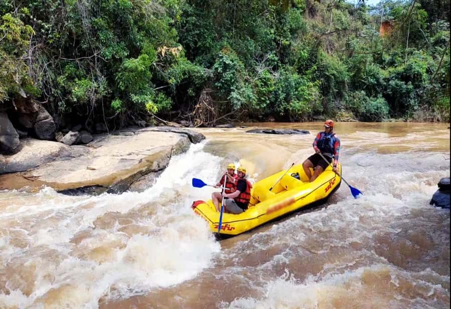 Rio de Janeiro: Guided River Rafting Tour - The triple-delta finish: a rare geometry at river level