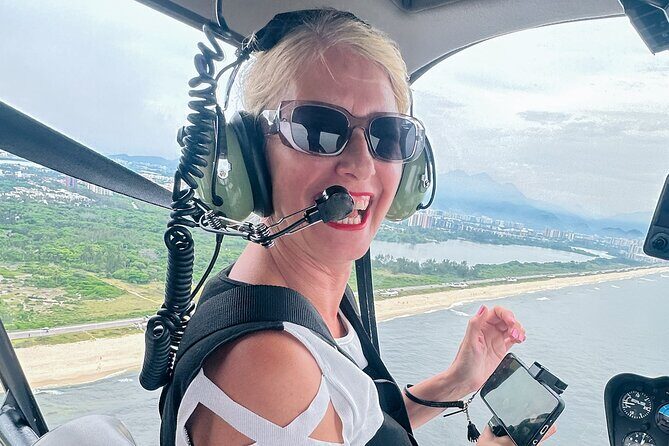 Rio de Janeiro: Helicopter Tour Without Doors at Christ the Redeemer - Lagoa Rodrigo de Freitas and the Ipanema-Copacabana Split