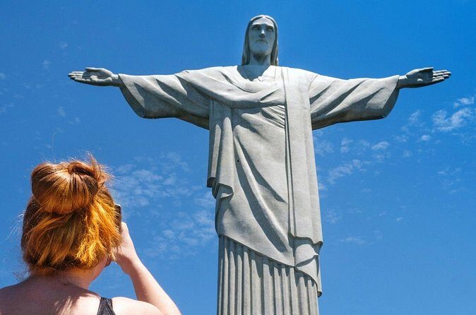 Rio de Janeiro Iconic Landmarks Guided Tour - Maracanã Stadium: external views and the Bellini statue