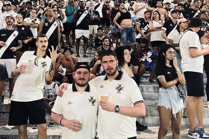Rio de Janeiro: Join a Vasco da Gama soccer game with local guide - Connecting with Vasco fans: chants, camaraderie, and the real point