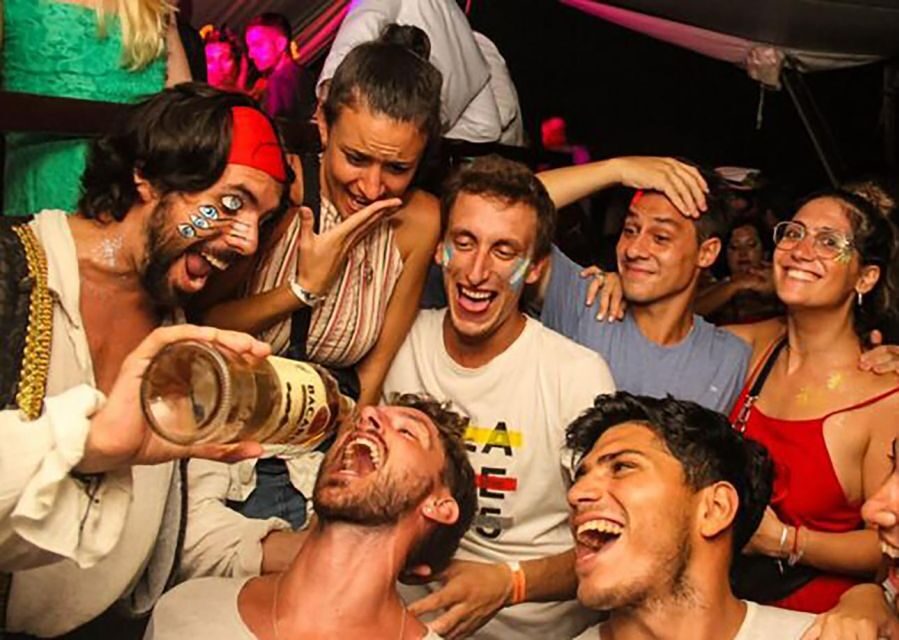 Rio de Janeiro: Late Night Boat Party with DJ and Dancing - Key things to know before you go