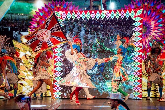 Rio DE Janeiro : Official Roxy Spectacle That Embrace - Who this is best for in your Rio itinerary