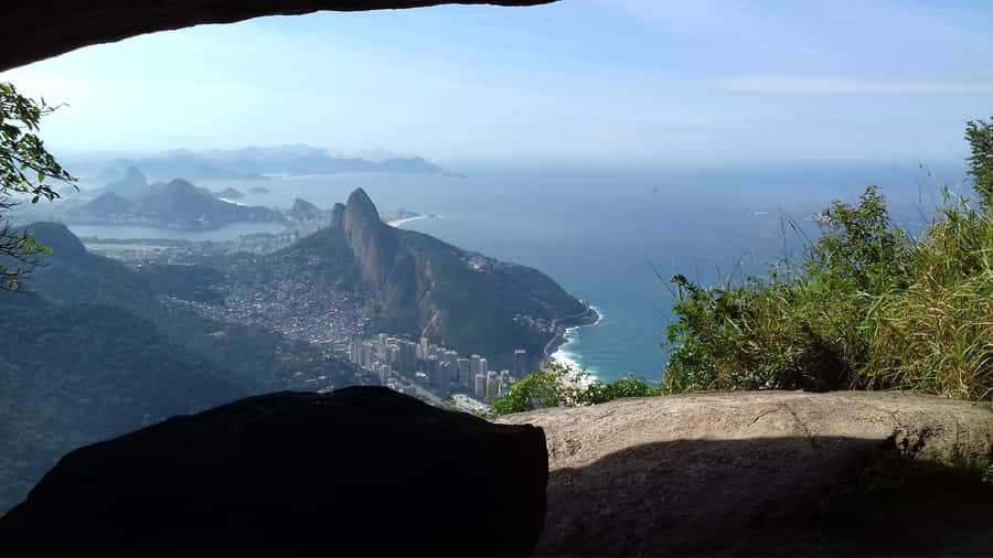 Rio de Janeiro: Pedra da Gavea Adventure Hike - Near the top: the 15m/49ft hand-climb section with safety gear