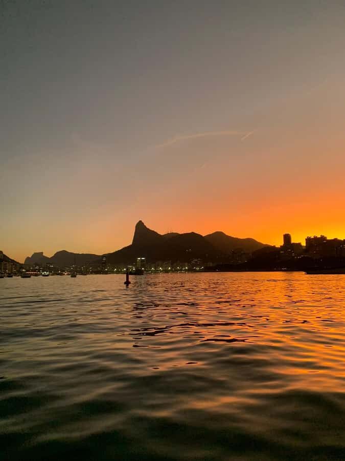 Rio de Janeiro: SpeedBoat Tour - Sunset with Beer - Key highlights you’ll actually feel