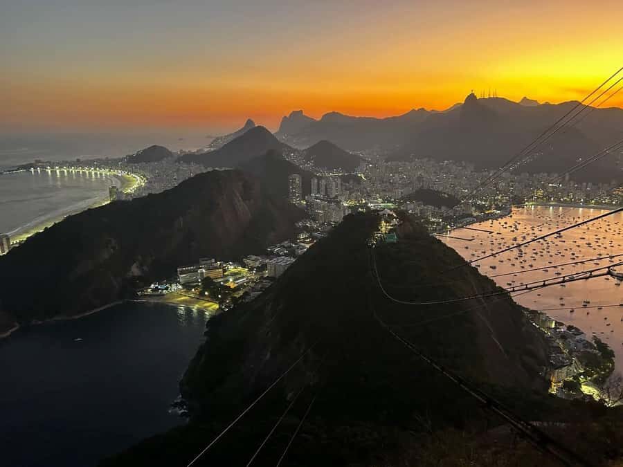 Rio De Janeiro: SUGARLOAF MOUNTAIN HIKE & CLIMB - Sugarloaf Mountain: Why the hike beats the cable car