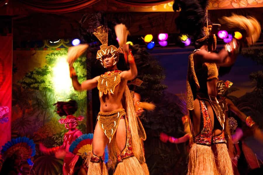 Rio: Ginga Tropical Folkloric Show & Optional Dinner - Dinner option: churrasquería style, but plan your budget
