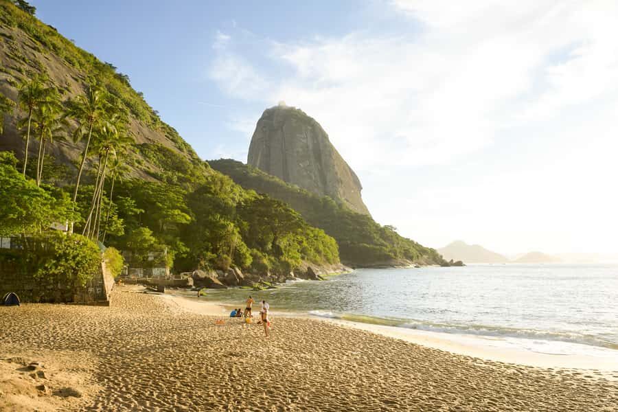 Rio: Guanabara Bay 2-Hour Boat Tour - Flamengo, Botafogo, Urca, Sugar Loaf: the skyline sequence to photograph