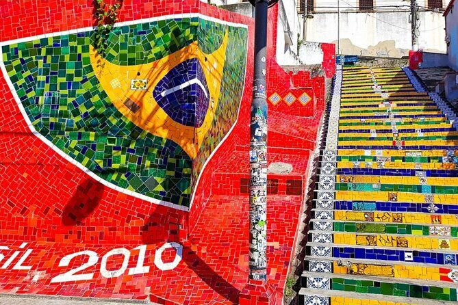 Rio Sunset Tour: Sugarloaf, Christ the Redeemer and Selarón - Stop 2: Sugarloaf Mountain at Sunset with Cable Car Tickets Included
