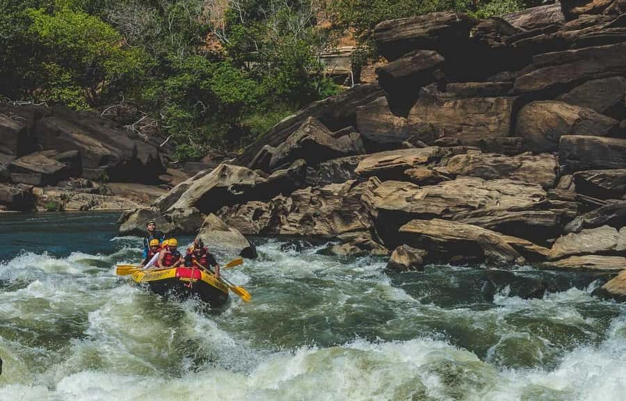 Rio: White Water Rafting Adventure tour in Rio de Janeiro - Paddling as a team: the workout you feel the next day