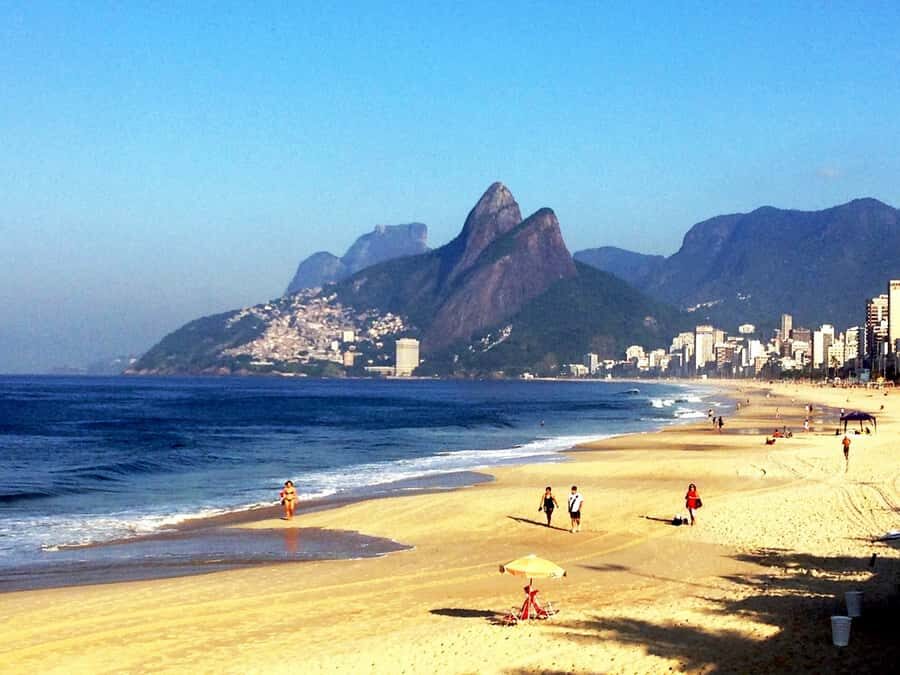 Rio's Best Hidden Beaches Small Group Tour - Beaches Beyond Copacabana: Why This 6-Hour Route Works