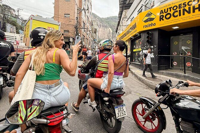 Rocinha Favela Tour Rio DE Janeiro - The Walk Down: Stairs, Tight Alleys, and 2 km of Real Movement