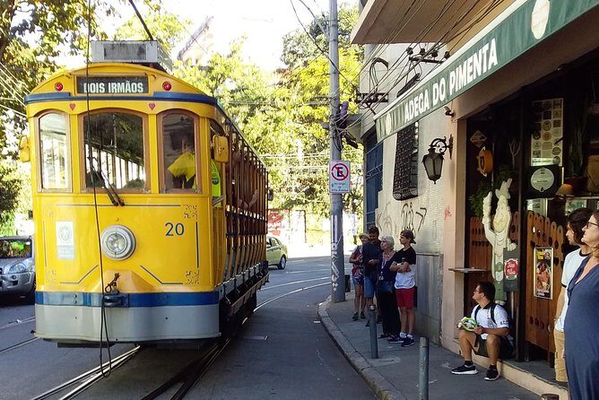 Saint Teresa: two thumbs up for this amazing tour! - How the 4–5 hour private format keeps things practical