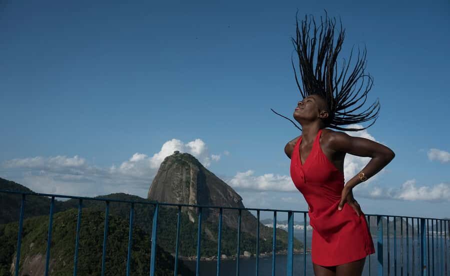 Strike a pose: The Rio Photo tour! - Meet the guide style: local stories plus real photo coaching