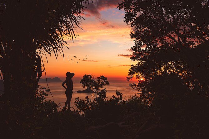 Sunrise in the Telegraph Stone - photos and expert guide - Stop 2: Praia Barra de Guaratiba After the Sunrise (About 40 Minutes Down)