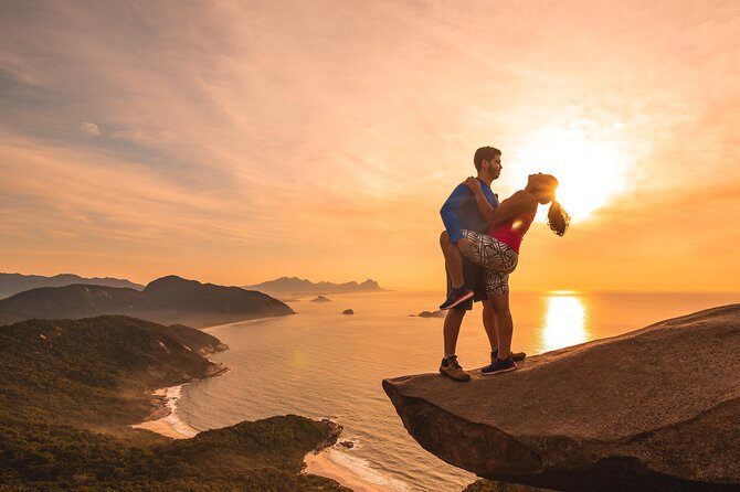 Sunrise in the Telegraph Stone - photos and expert guide - Meeting at Quiosque do Xandão, Then Into the Dark